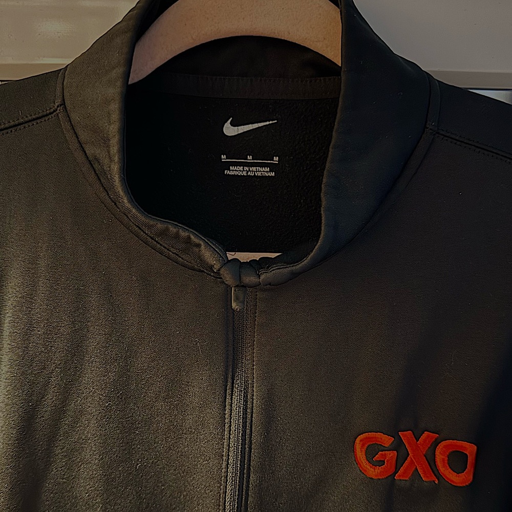 Black Nike fleace size Medium